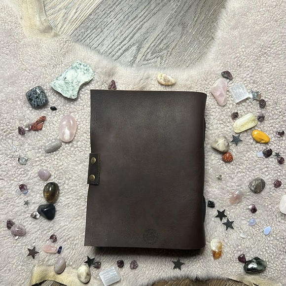 Hand Crafted OOAK Unique Vintage Leather Journal With Antique Deckle Edge Paper - Picture 5 of 12